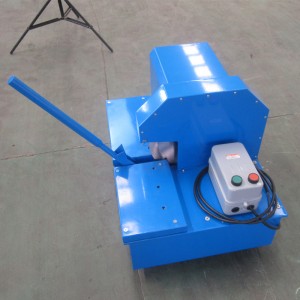 Stroj na rezanie hydraulických hadíc-C05