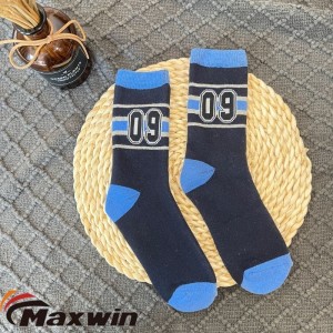Kilpinės berniukų kojinės, Vaikų futbolas, Golfo ir laipiojimo į kalnus sportinės kojinės, Vidurinės kojinės
