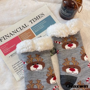 Ladies Fuzzy Socks with Elk, Christmas Stocking, Vintage Thick Kabin sharabaadada