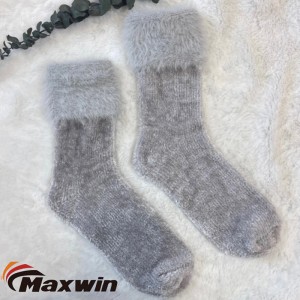 Puanu / Autumn / Hoʻoilo Super Warm Plain Medium Chenille & Cozy Yarn Socks