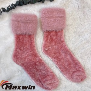 Дамски пролетни/есенни/зимни супер топли обикновени средни чорапи от шенил и удобна прежда