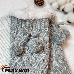 Женски кабелски конструкции Зимски топли внатрешни пантофли чорапи со топки