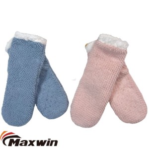 Дамски зимни дебели есенни и зимни домашни чорапи против хлъзгане за сън