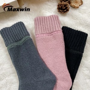 Dámské pohodlné ponožky dobré měkké kvality