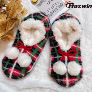 Women’s Winter Indoor Non-Slip Slippers Gingham Pattern With Faux Fur Balls