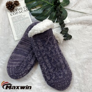 Gemütliche Winter-Shortie-Socken für Damen mit rutschfestem Zopfmuster