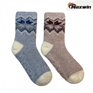 Mga Ladies Cozy Winter Socks nga adunay Snowflake Pattern, Doble Layer Home Socks