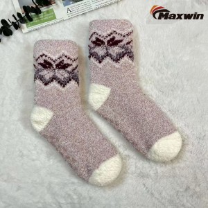 Chaussettes d'hiver confortables pour dames avec motif de flocon de neige, chaussettes de maison double couche