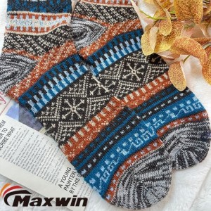 ລະດູຫນາວ Wool ເສັ້ນດ້າຍ Socks ຜູ້ຊາຍແມ່ຍິງ Cashmere ອົບອຸ່ນກາງ Merino Sox ກາງແຈ້ງ Unisex Casual Knitted Daily Socks Boot Socks
