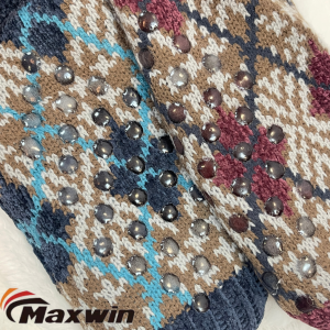 Ladies Chenille Yarn & Acrylic Yarn Haɗaɗɗen Dumi Mai laushi Mai Ji daɗin Jikin hunturu Adult Slipper Socks