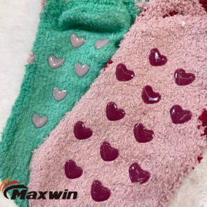 Ženske zimske super udobne tople domače nogavice natikači iz mikrovlaken z vezenino na ježka