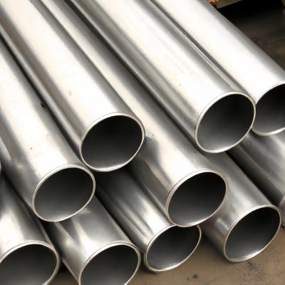 Different applications of galvanized pipe and stainless steel pipe