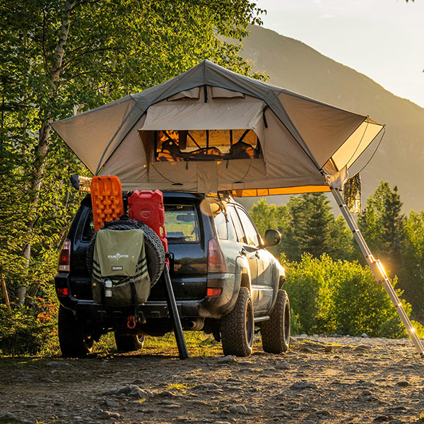 Tenda Ndhuwur Gendheng - Inovasi ing Pengalaman Camping Outdoor