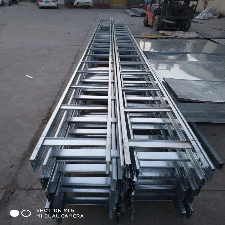 ISO9001 6063 material 400*150 Ladder Cable Tray