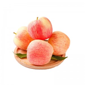 Švieži raudoni Fuji obuolių vaisiai – saldūs, sultingi...