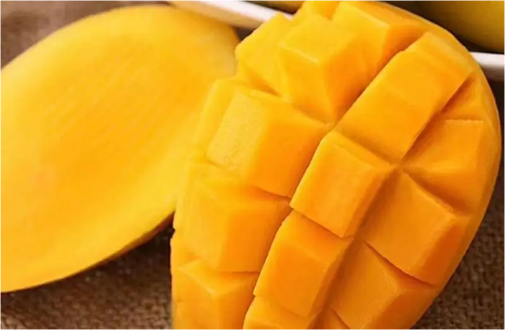 Why are mangoes yellow?