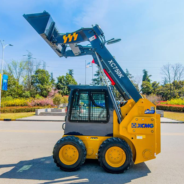 XCMG 3ton Official XC750K Skid Steer Loader Featured Image