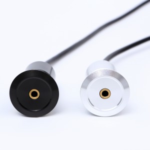 Монтажный диаметр 22 мм, металлический анодированный алюминий, аудиоразъем USB2.0 STEREO FEMALE to MALE с кабелем 150 см