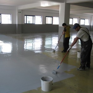 Epoxy-Floor-Intermedia-Paint-7