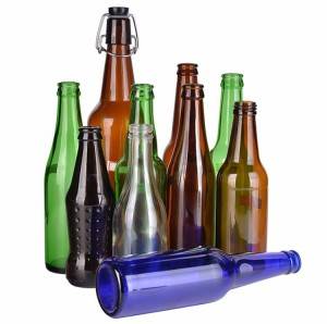 Aangepaste verschillende hoge bierfles verschillende kleuren bierglazen fles