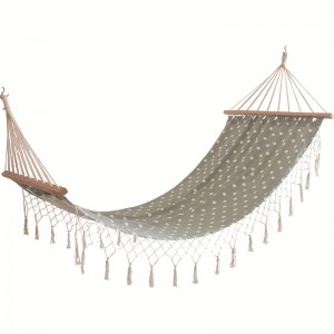 HM027 Outdoor Polyester Rope Mesh Hammock na Tassels