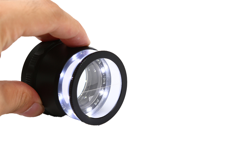 Metal LED Illuminated Cylindrical Measuring Magnifier With Scale 04