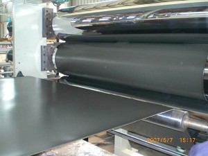 高速铝塑复合板挤出生产线
