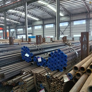 အရည်ပို့ဆောင်မှုအတွက် ASTM A213 GR.T22 SA333 GR.6 ကာဗွန် Seamless Steel Tube