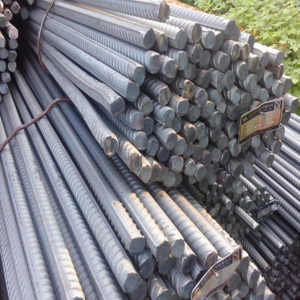 Shitjet direkte të fabrikës HRB400 B500b Gr40 Gr60 Fije çeliku çeliku i deformuar Rebar për ndërtim