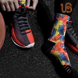 Farebné sublimačné ponožky pre mladých mužov Farebné členkové ponožky profesionálny výrobca