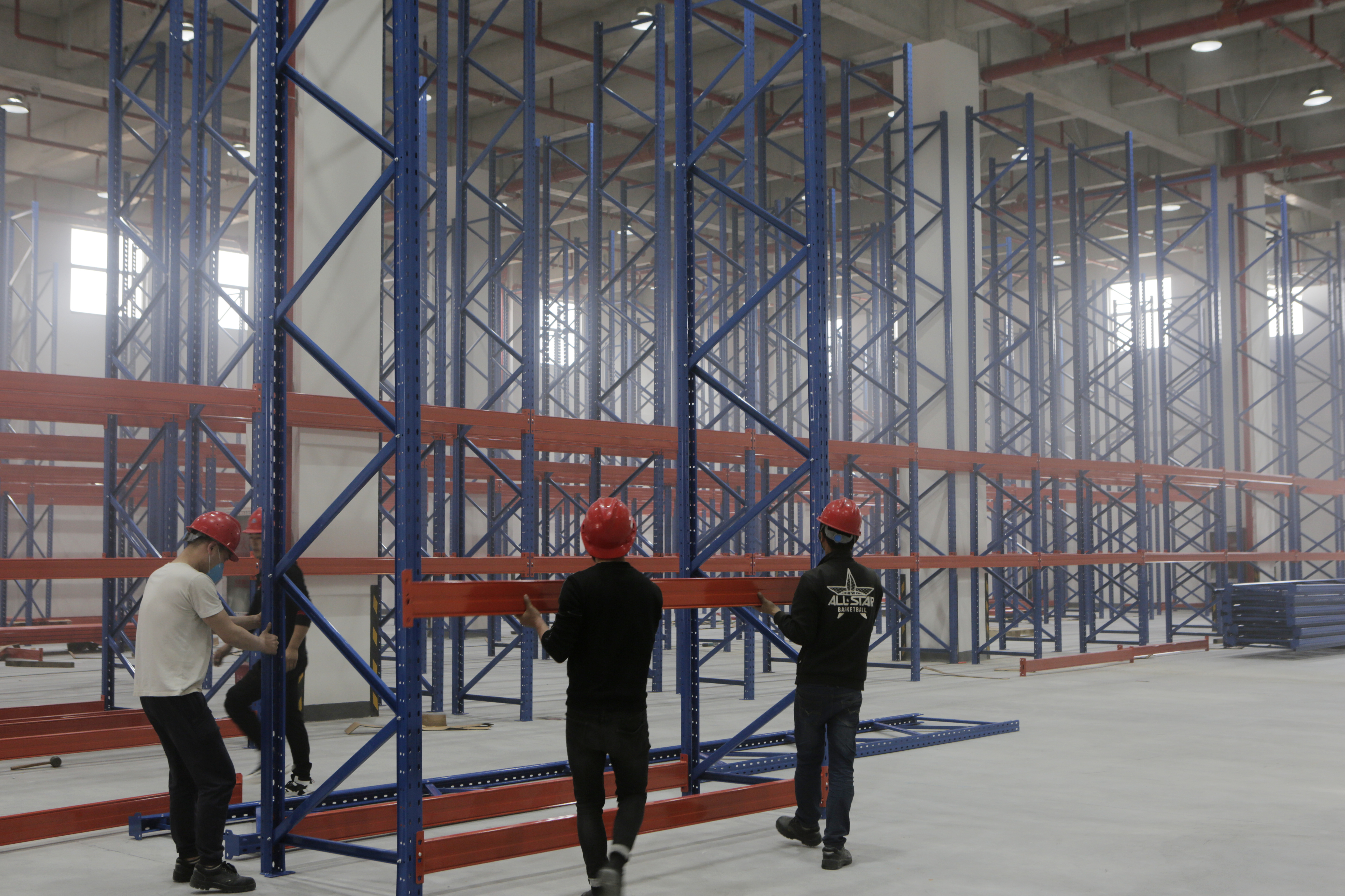 Good News! Suzhou Yuanda completed the rack installation of the logistics warehouse