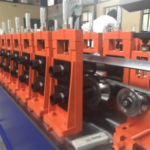 Kitajska kovinska aluminijasta roletna vrata, stroj za izdelavo rolojev za rolo vrata
