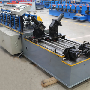 Профилегибочная машина для производства рулонов стального киля с двойными линиями Omega CU Profile