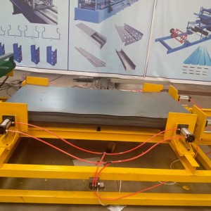 آلة قطع الصفائح المعدنية لملف التحكم PLC بالطول في الصين