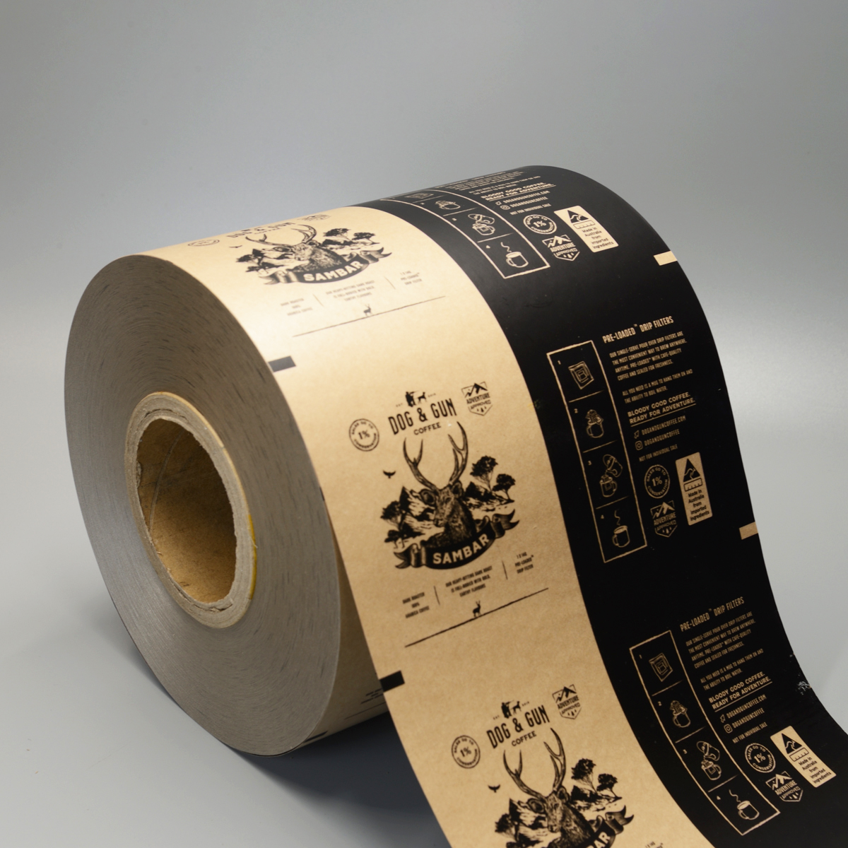 Εξωτερικό φακελάκι συσκευασίας φιλμ Kraft Ρολό συσκευασίας από χαρτί με αδιάβροχο στρώμα