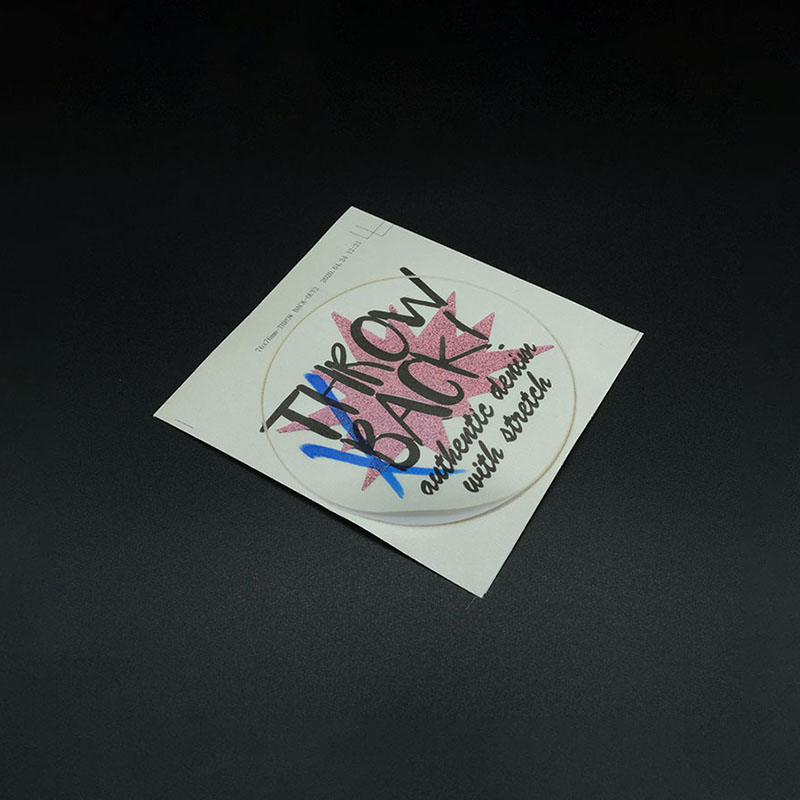 Pielāgotas pašlīmējošas apļa laminētas papīra uzlīmes, drukājot apaļu logotipu Rozā zelta folijas etiķetes