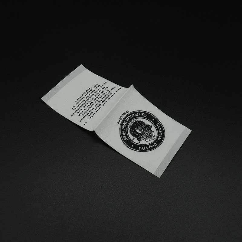 Brugerdefinerede polyester satin vævede etiketter til tasker Beklædningsgenstand Sko Hatte osv.