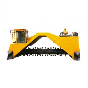 China biggest compost machine for livestock cow manure compost windrow turner