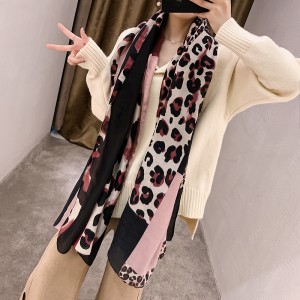 Autumn and winter new cotton and linen scarf women leopard stitching color printing shawl simple wild warm long scarf