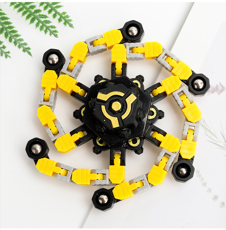 Decompression Deformation Mech Chain, Children’s DIY Fingertip Mechanical Gyro Deformation Robot Decompression Toy Featured Image
