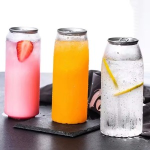 Populaarsed joogipudelid läbipaistvad PET-plastist alumiiniumist kohandatud lemmikloomapurgi plastikust alumiiniumkorgiga joogipurgid