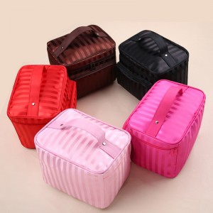 Odm Cool Cosmetic Bag And Duty
