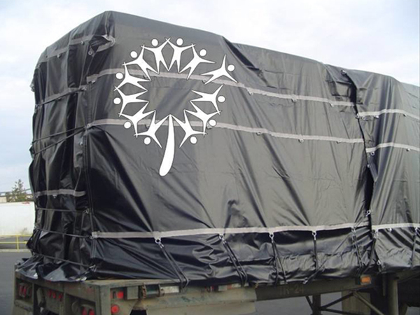 Ako si vybrať a chrániť plachtu na nákladné auto?