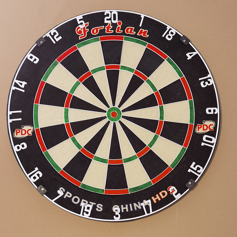 What are the rules of darts? What is the bullseye? What is the most you can score in a single throw or visit? | DAZN News Spain