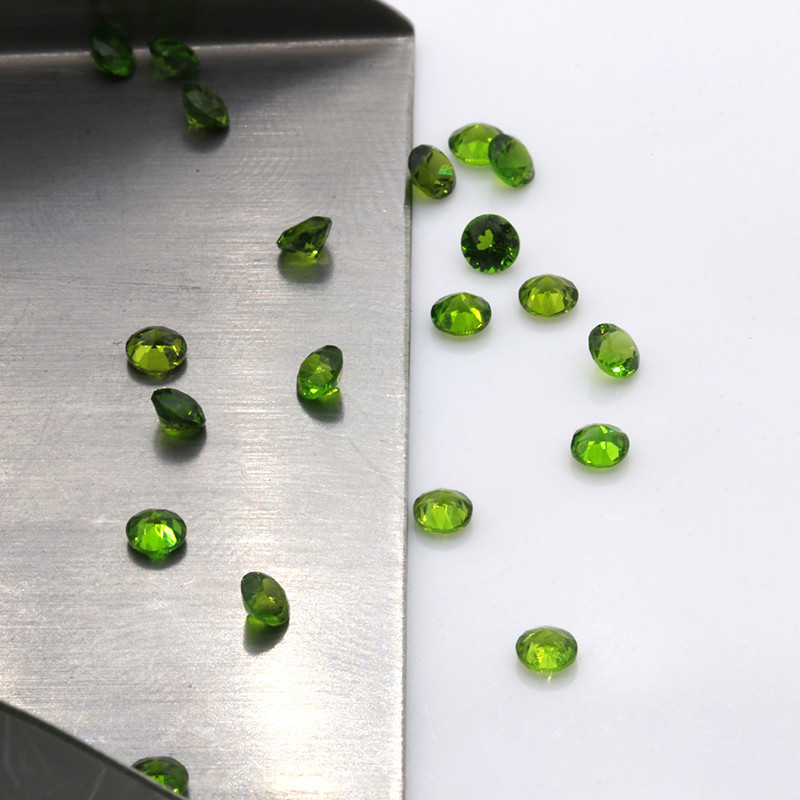 Size 1.0mm Round Cut Natural Diopside Loose Gems Crystal Clean