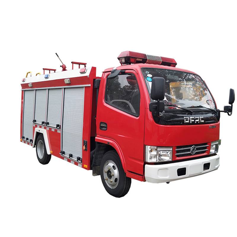 Víztartályos tűzoltó teherautó