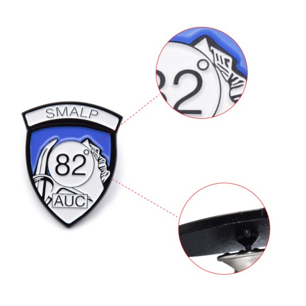 Aangepaste emaille pin metalen badge gratis ontwerp fabrikant van zachte emaille pins