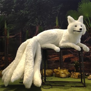 Електрични рачно изработени реалистични легендарни животни со крзно