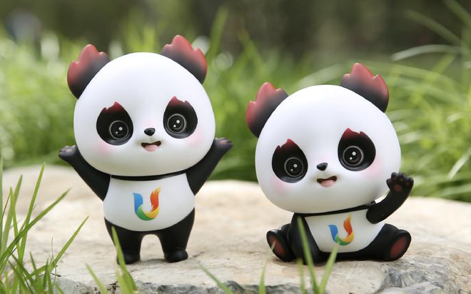 Panda kostümünü nereden edinebilirsiniz? Chengdu Çin'deki 31. Yaz Üniversite Oyunları
