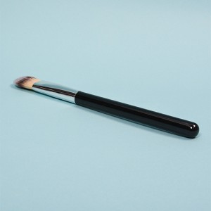 Wholesale custom logo single makeup brush mask foundation brush vegan mask applicator wooden handle face mask brush